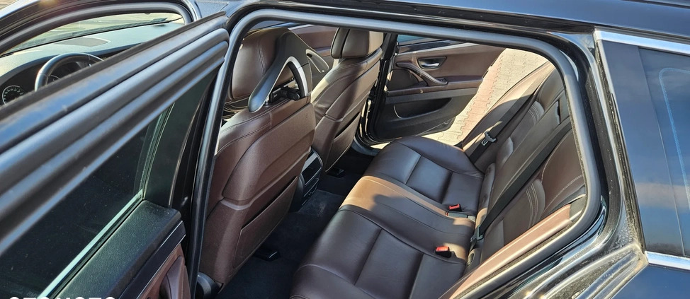 BMW Seria 5 cena 73900 przebieg: 220000, rok produkcji 2013 z Konin małe 667